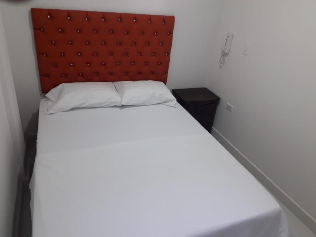 Hotel Limaco ネイバ エクステリア 写真